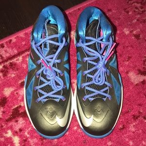 Lebron 10 shoes